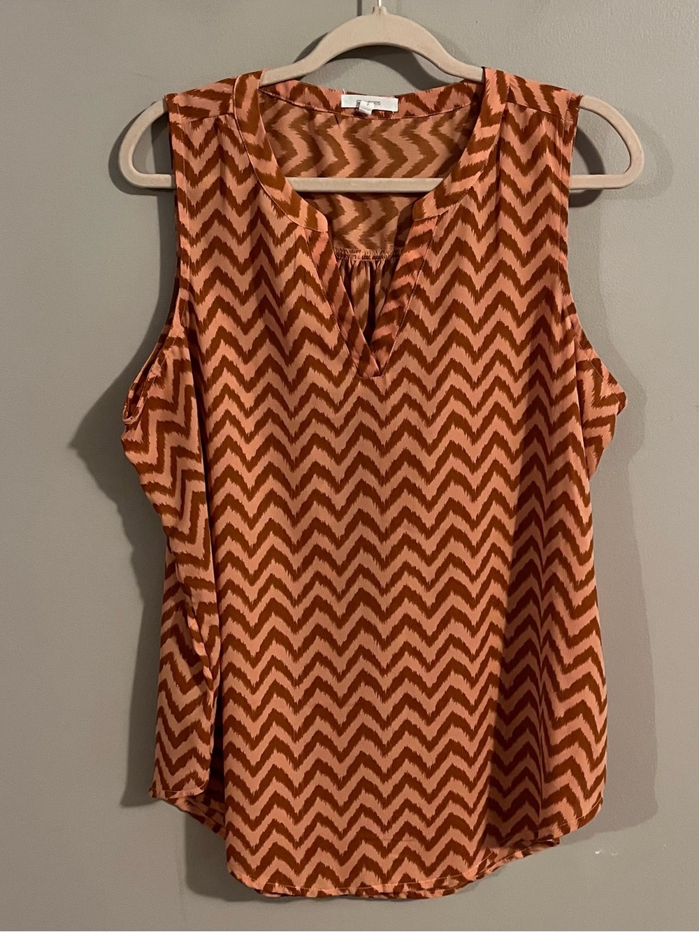 $6❤️Bundled Maurices Tank